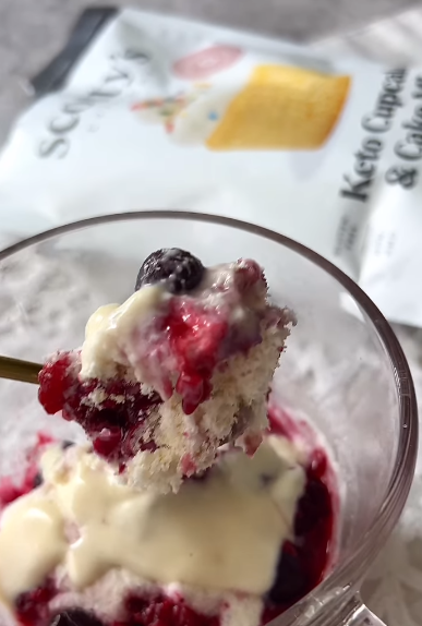 frosted berry cobbler mug cake