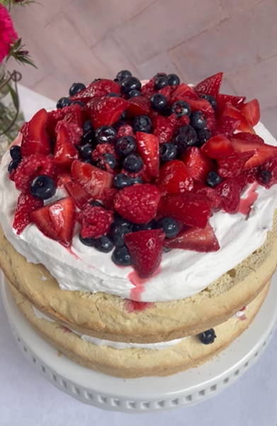 mixed berry shortcake