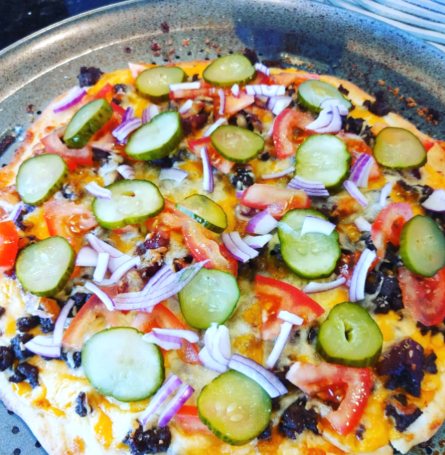 keto cheeseburger pizza