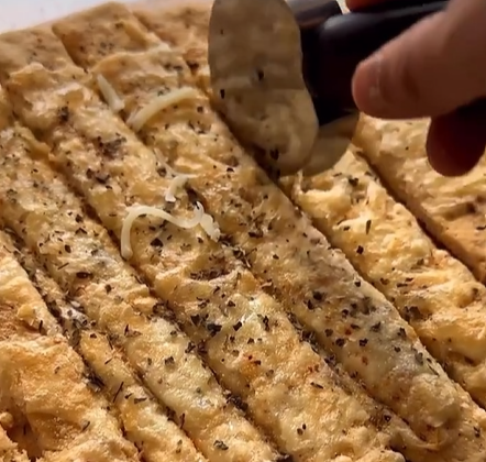 gluten-free cheesy garlic bread sticks